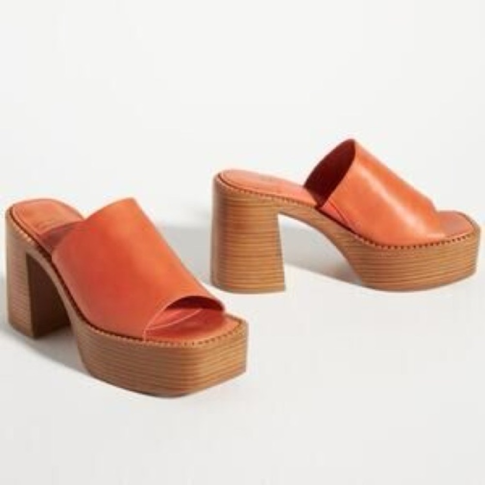 NWOT Anthropologie Jeffery Campbell Concert Orange Leather Peep Toe Heels Sz 7.5